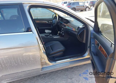 2012 Mercedes-Benz C 300 Luxury 4Matic from USA, damaged, VIN WDDGF8BB3CA669278